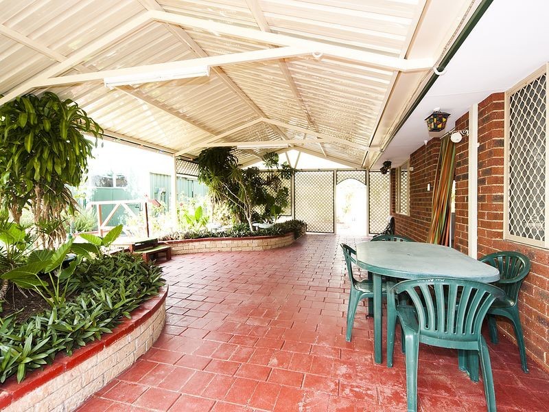 7 Grampian Court, Cooloongup WA 6168