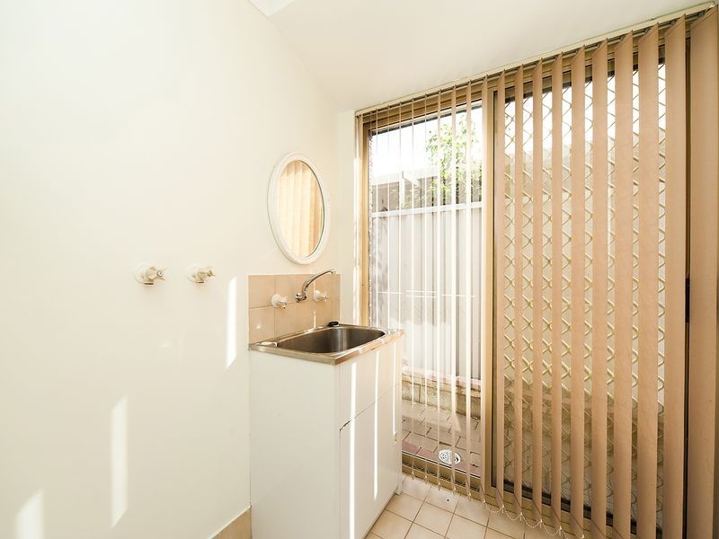 7 Grampian Court, Cooloongup WA 6168