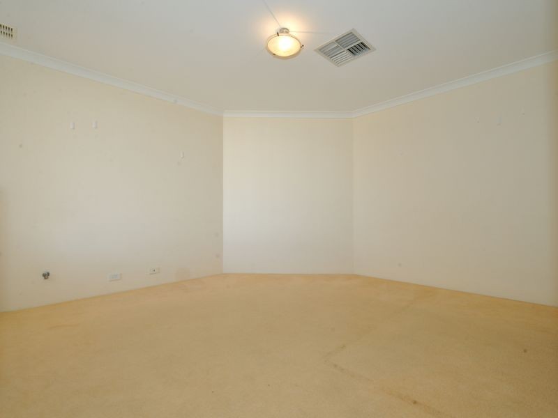 129 Bayside Blvd, Port Kennedy WA 6172