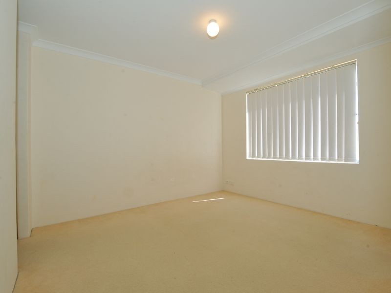 129 Bayside Blvd, Port Kennedy WA 6172