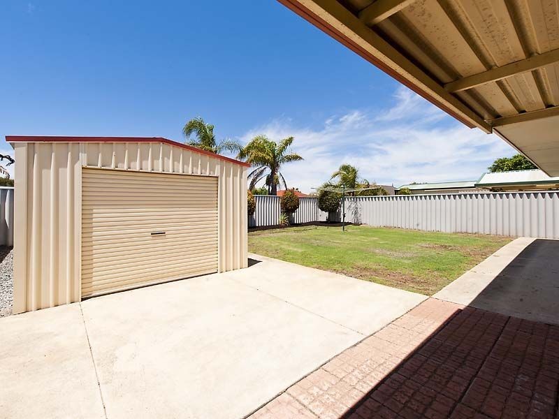 34 Strasbourg Ramble, Port Kennedy WA 6172