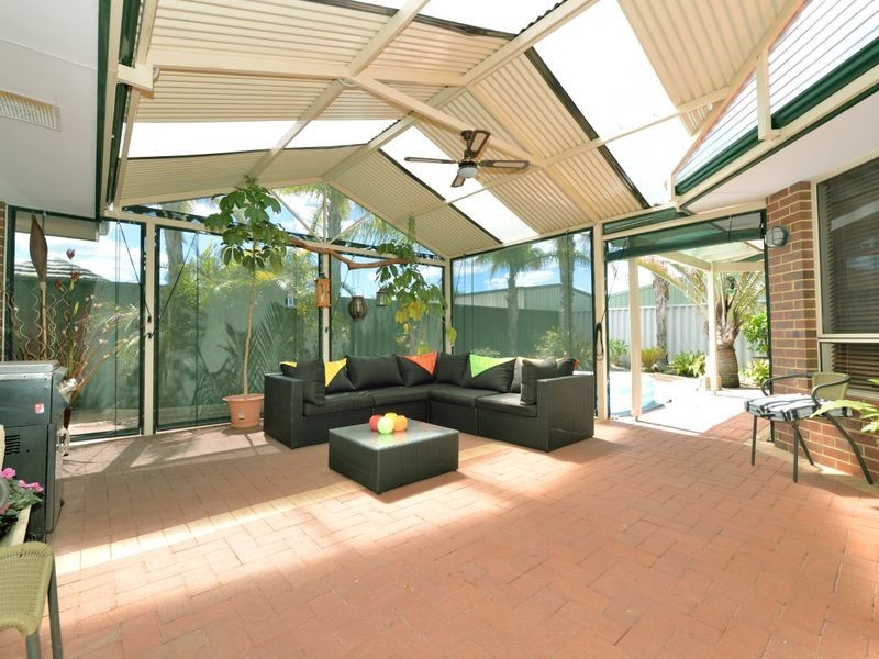 15 Harmony Parade, Singleton WA 6175