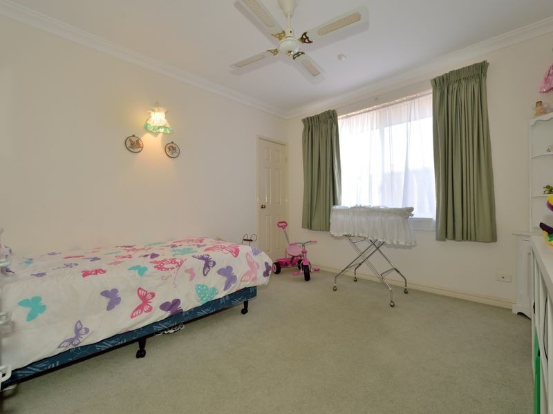 15 Harmony Parade, Singleton WA 6175