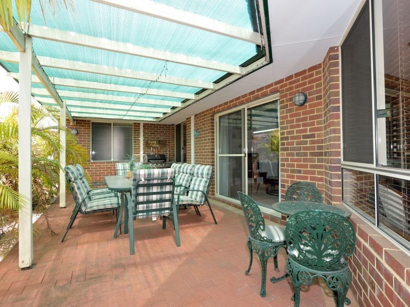 15 Harmony Parade, Singleton WA 6175