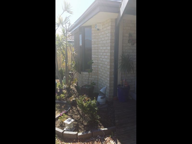 15 Carramup Circle, Port Kennedy WA 6172