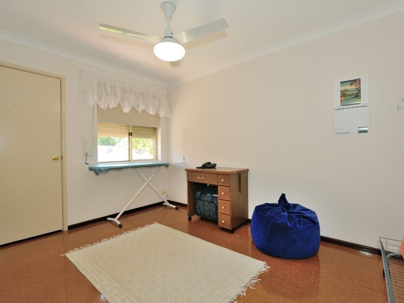 618 Safety Bay Road, Waikiki WA 6169