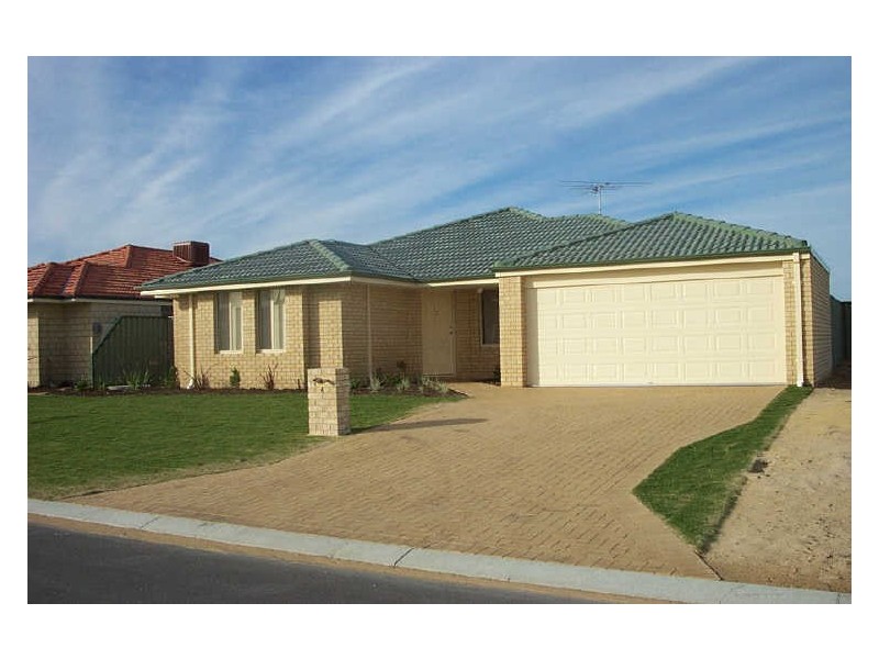 4 Largs Way, Port Kennedy WA 6172