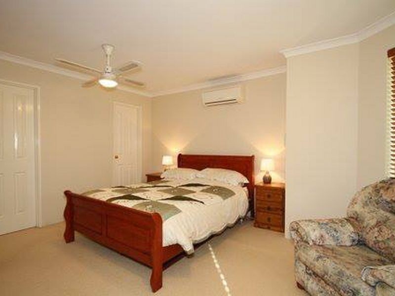 6 Cariati Close, Secret Harbour WA 6173