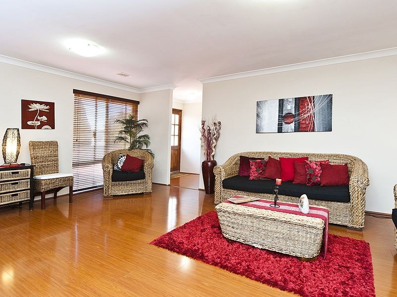 7 Solquest Way, Cooloongup WA 6168