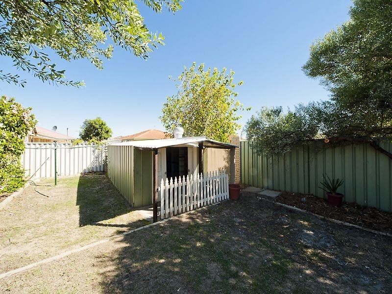 11 Thames Way, Warnbro WA 6169