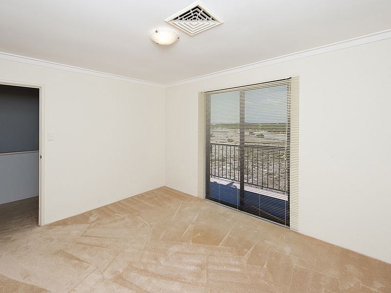 10 Bridport Point, Port Kennedy WA 6172