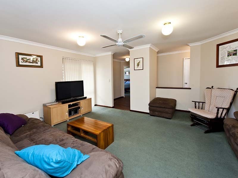 6 Ozark Place, Warnbro WA 6169