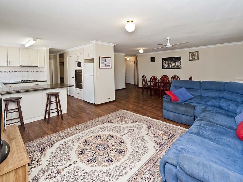 6 Ozark Place, Warnbro WA 6169
