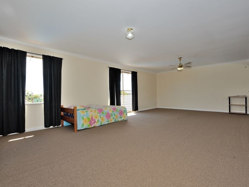 9 Buckle Court, Waikiki WA 6169