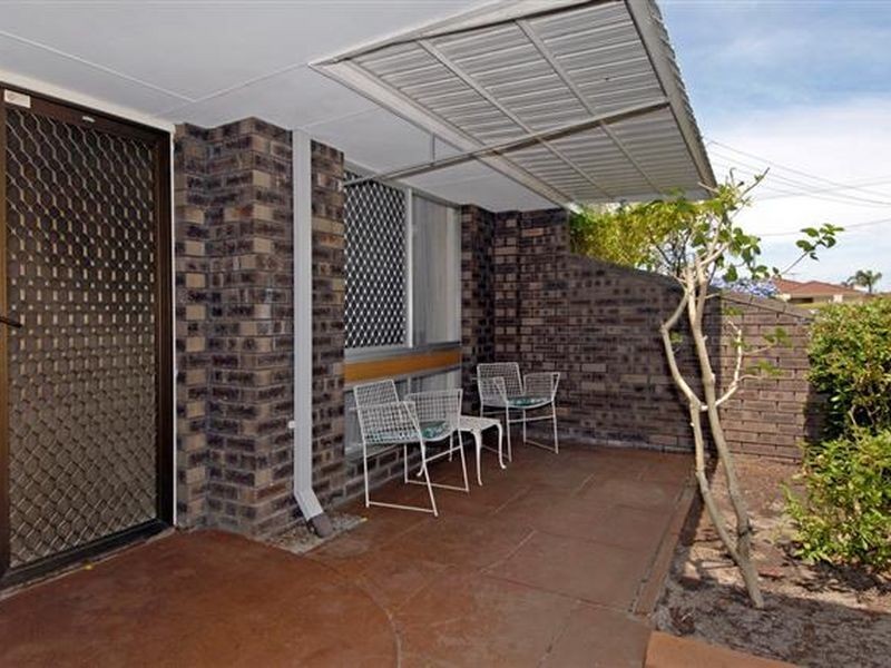 1/6 Merope Close, Rockingham WA 6168