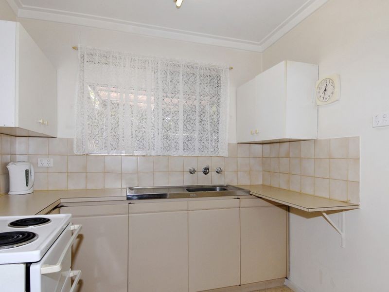 1/6 Merope Close, Rockingham WA 6168