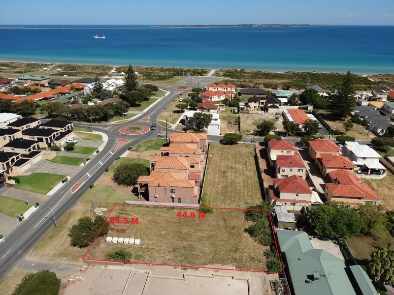 10 Victoria Street, Rockingham WA 6168