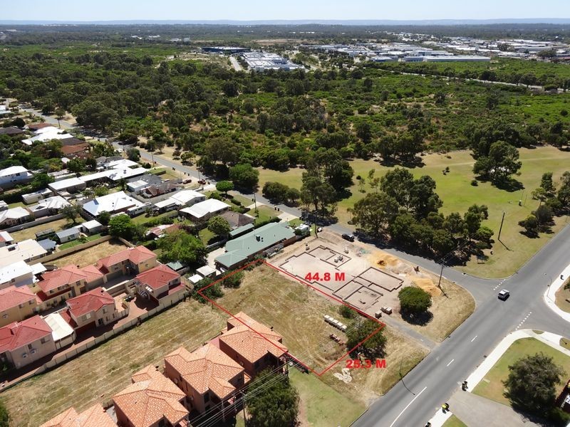 10 Victoria Street, Rockingham WA 6168