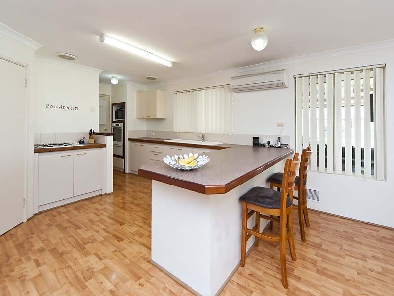 1 Sovereign Avenue, Port Kennedy WA 6172