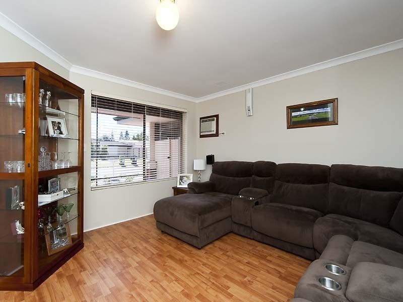 1 Sovereign Avenue, Port Kennedy WA 6172