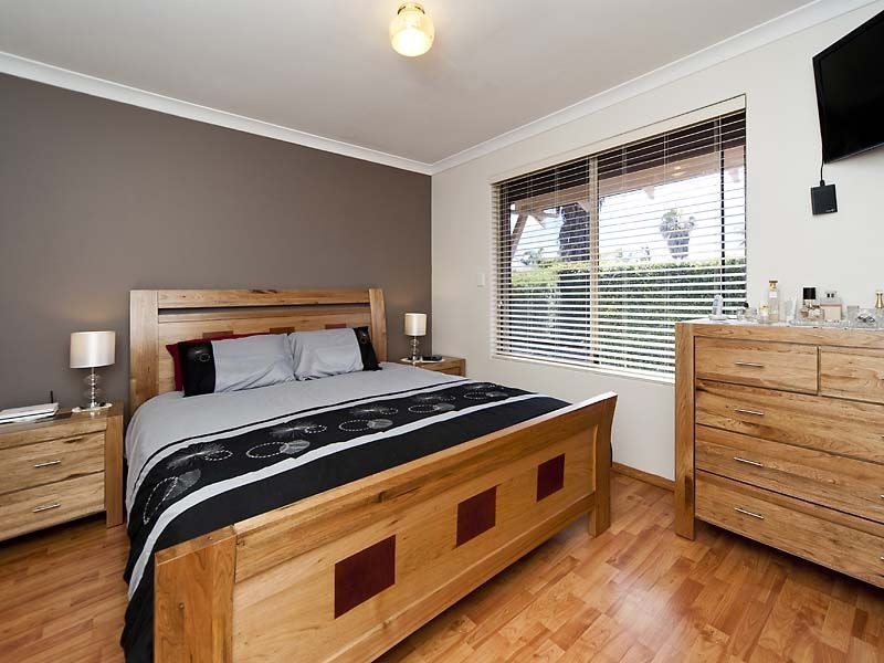 1 Sovereign Avenue, Port Kennedy WA 6172