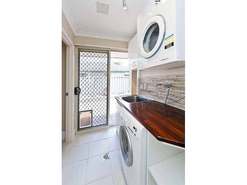 1 Sovereign Avenue, Port Kennedy WA 6172