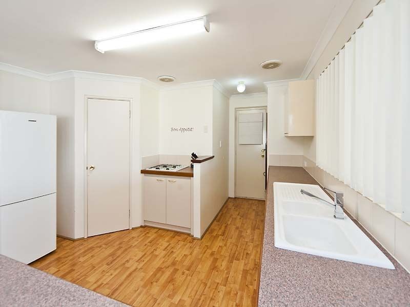 1 Sovereign Avenue, Port Kennedy WA 6172