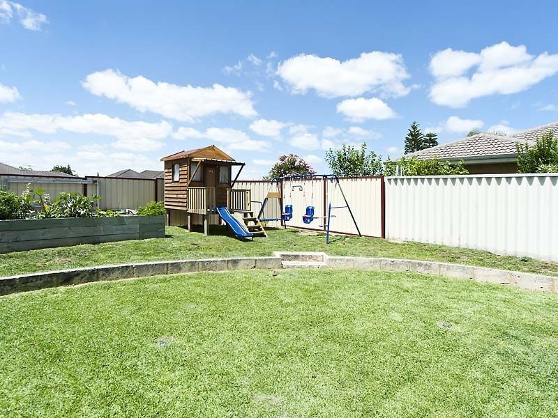 1 Sovereign Avenue, Port Kennedy WA 6172