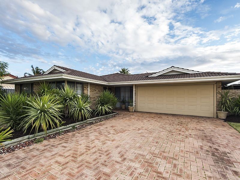 4 St Michaels Court, Cooloongup WA 6168