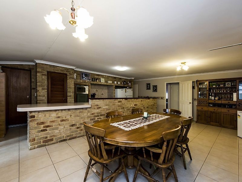 4 St Michaels Court, Cooloongup WA 6168