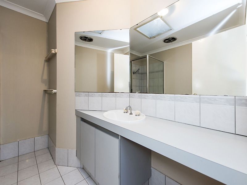 4 St Michaels Court, Cooloongup WA 6168