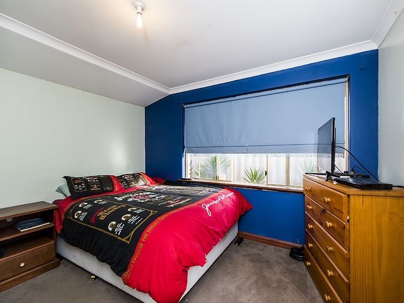 4 St Michaels Court, Cooloongup WA 6168