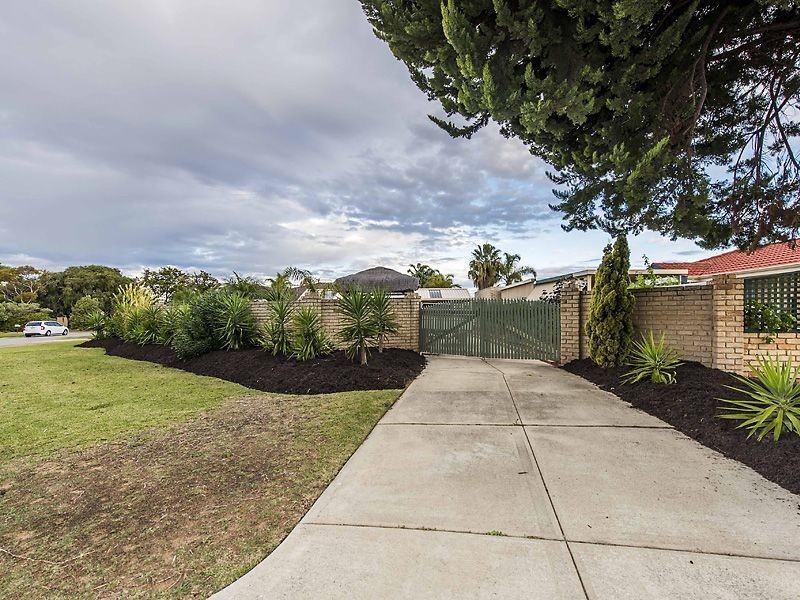 4 St Michaels Court, Cooloongup WA 6168