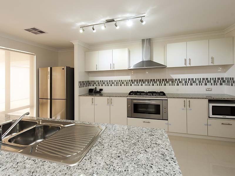 73 Burlington Drive, Baldivis WA 6171