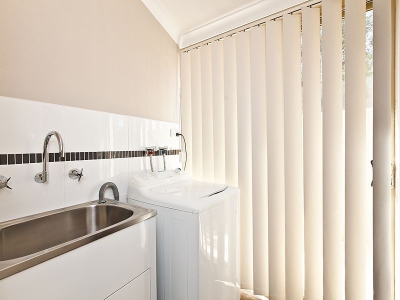 2 Enlie Lane, Warnbro WA 6169