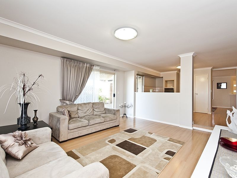 14 Northecut Rise, Parmelia WA 6167