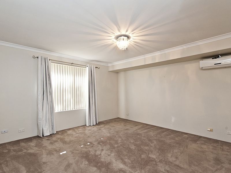 14 Northecut Rise, Parmelia WA 6167
