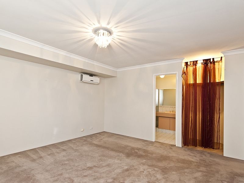 14 Northecut Rise, Parmelia WA 6167