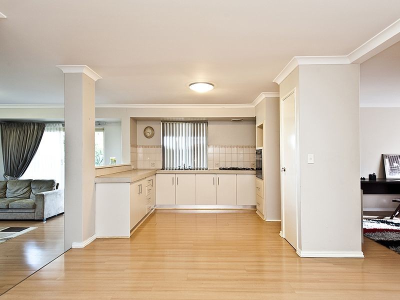 14 Northecut Rise, Parmelia WA 6167