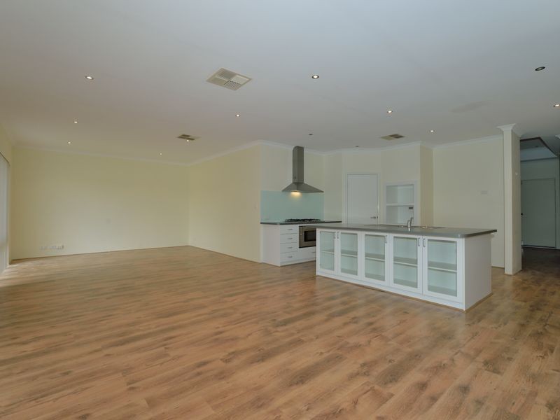 7 Seaview Drive, Singleton WA 6175