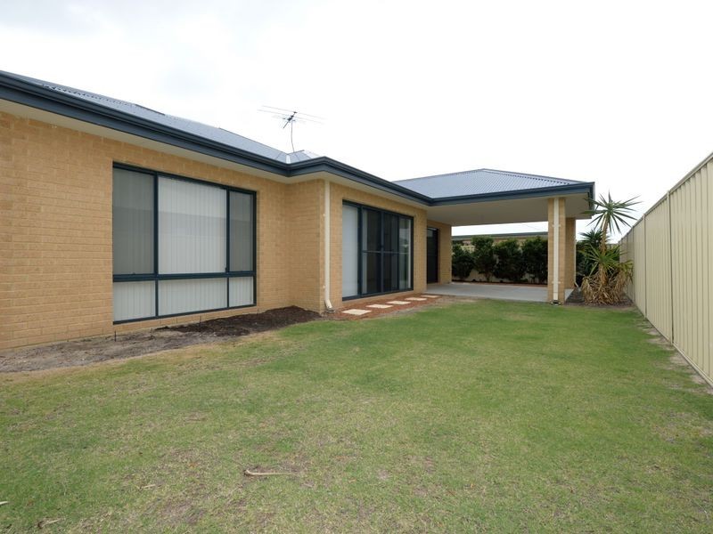 7 Seaview Drive, Singleton WA 6175