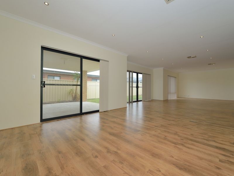 7 Seaview Drive, Singleton WA 6175