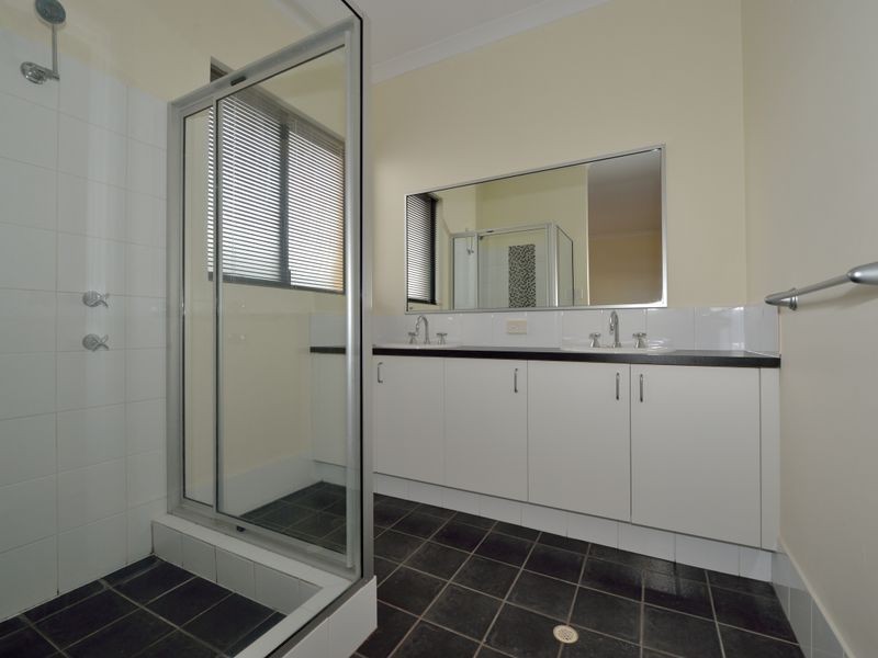7 Seaview Drive, Singleton WA 6175
