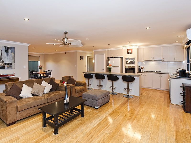 11 Explorers Crescent, Baldivis WA 6171