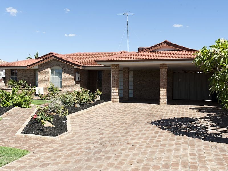 17 Tempest Place, Waikiki WA 6169