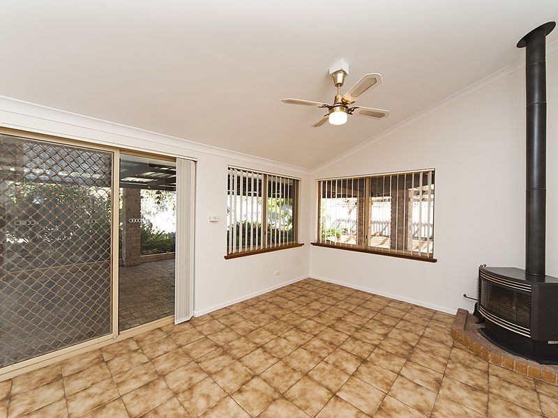 17 Tempest Place, Waikiki WA 6169