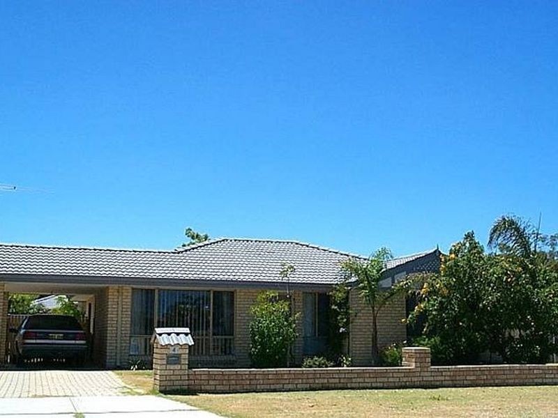 4 Nurrari Close, Waikiki WA 6169