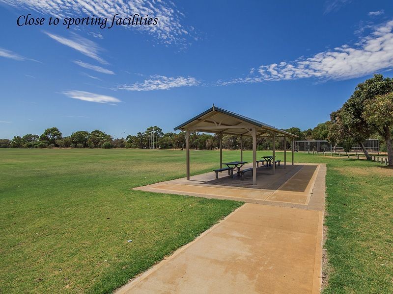 23 Everlasting Retreat, Halls Head WA 6210