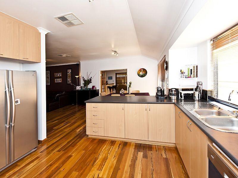 30 Fairburn Crescent, Baldivis WA 6171