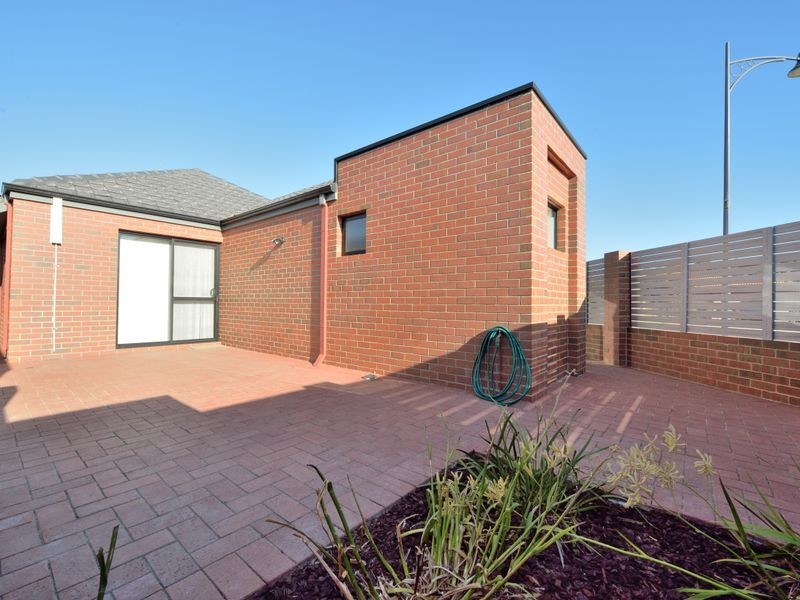 2 Kimberley Way, Secret Harbour WA 6173